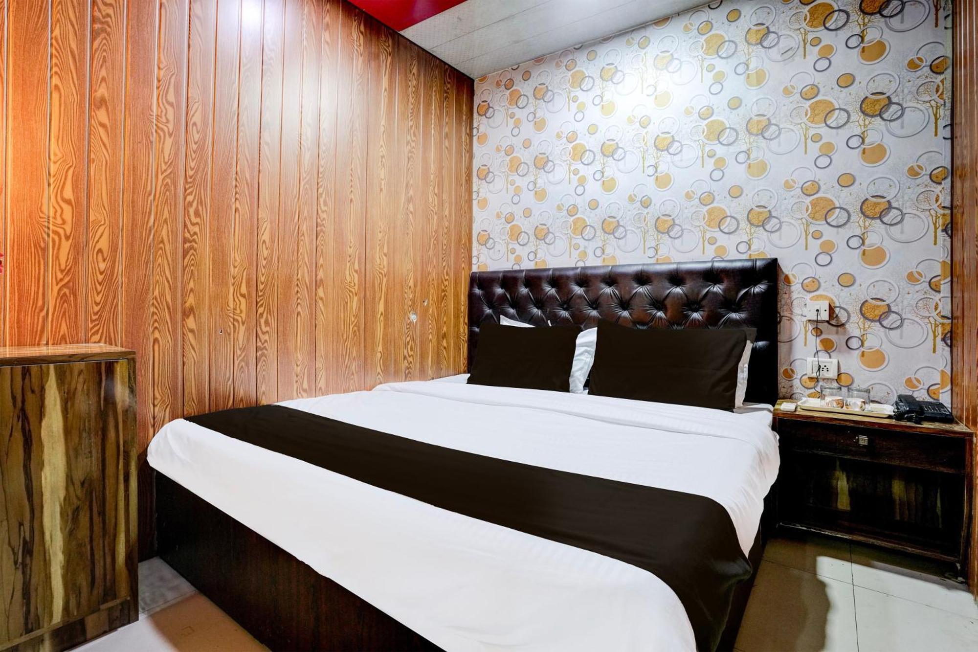 Hotel O Moss View Mumbai Exterior photo