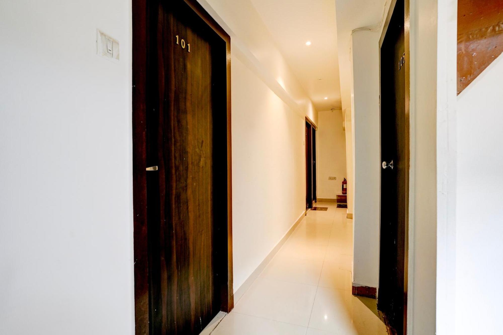 Hotel O Moss View Mumbai Exterior photo